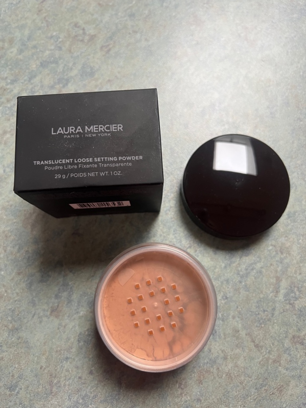 laura mercier Translucent Loose Setting Powder - Translucent Medium Deep